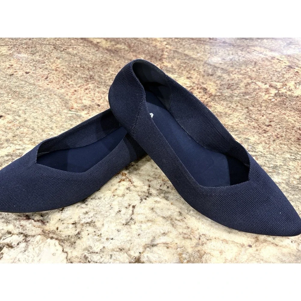 Mia Size 7 M KERRI Navy Textile Slip On Flats / Loafers‎ Women's Shoes